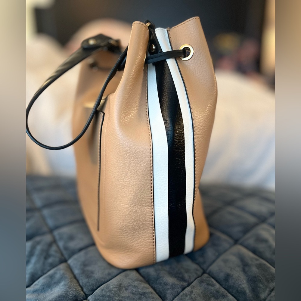 Urban Expressions Vegan Tan and Black Women's Bucket Bag